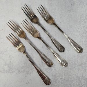 5 Vintage Dinner Forks COVENTRY SHELL 1847 Retroneu Silverplate vintage flatware